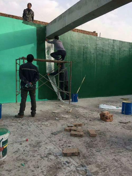 琼中针对老旧车间地面普遍存在的起砂、裂缝问题